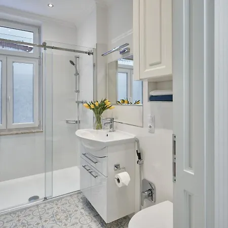 Apart House Plesia Apartment